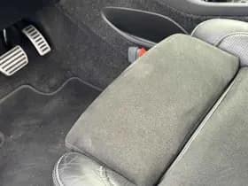 Volvo XC40 Recharge P8 AWD R-Design thumbnail 21