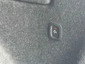 Volvo XC40 Recharge P8 AWD R-Design thumbnail 30