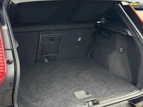 Volvo XC40 Recharge P8 AWD R-Design thumbnail 31