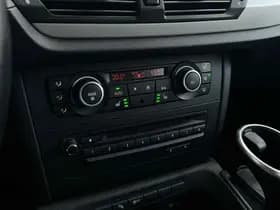 BMW X1 sDrive18i Executive thumbnail 9