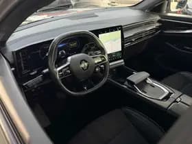 Renault Austral 1.2 E-Tech full hybrid 200 iconic thumbnail 4