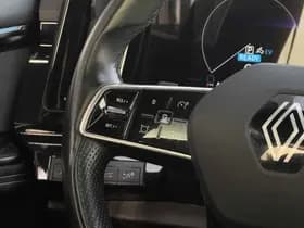 Renault Austral 1.2 E-Tech full hybrid 200 iconic thumbnail 33