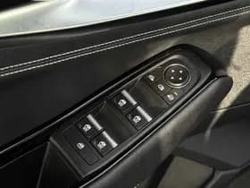 Renault Austral 1.2 E-Tech full hybrid 200 iconic thumbnail 35