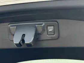 Renault Austral 1.2 E-Tech full hybrid 200 iconic thumbnail 41