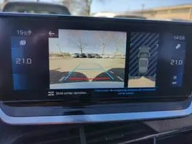 Peugeot 2008 1.2 PureTech Blue Lease Allure thumbnail 7