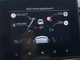 Renault Captur 1.6 E-Tech Plug-in Hybrid 160 Intens thumbnail 15