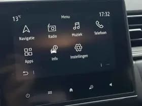 Renault Captur 1.6 E-Tech Plug-in Hybrid 160 Intens thumbnail 17