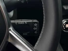 Renault Captur 1.6 E-Tech Plug-in Hybrid 160 Intens thumbnail 19