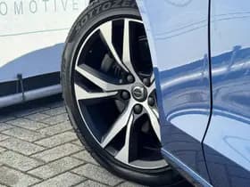 Volvo V60 2.0 B3 R-Design thumbnail 24