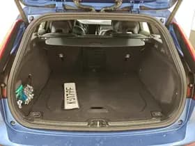 Volvo V60 2.0 B3 R-Design thumbnail 10