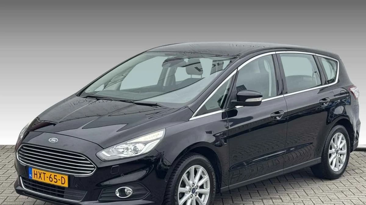 Ford S-Max 1.5 Titanium 7p. — foto 1