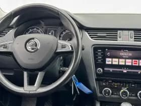 Skoda Octavia Combi 1.0 TSI Greentech Ambition Business thumbnail 4