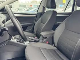 Skoda Octavia Combi 1.0 TSI Greentech Ambition Business thumbnail 5