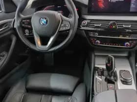 BMW 5 Serie Touring 520e Business Edition Plus thumbnail 4