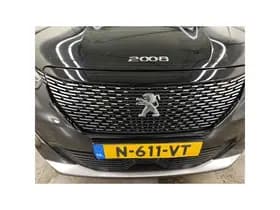 Peugeot 2008 1.2 PureTech Allure thumbnail 11