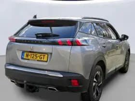Peugeot 2008 1.2 PureTech Blue Lease Allure thumbnail 2