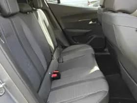 Peugeot 2008 1.2 PureTech Blue Lease Allure thumbnail 11