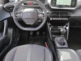 Peugeot 2008 1.2 PureTech Blue Lease Allure thumbnail 4