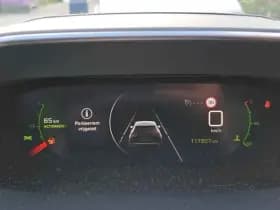 Peugeot 2008 1.2 PureTech Blue Lease Allure thumbnail 10