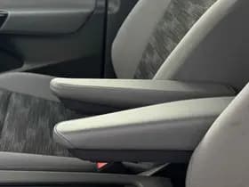 Volkswagen ID.4 Pro 77 kWh thumbnail 11