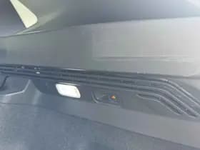 Volkswagen ID.4 Pro 77 kWh thumbnail 9