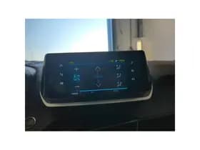 Peugeot E-208 EV Active Pack 50 kWh thumbnail 8