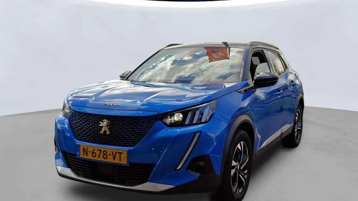 Peugeot E-2008 EV GT 50 kWh — foto 1