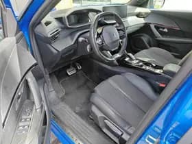 Peugeot E-2008 EV GT 50 kWh thumbnail 3