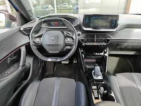 Peugeot E-2008 EV GT 50 kWh thumbnail 4