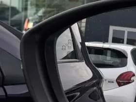 Peugeot 2008 1.2 PureTech 130 GT thumbnail 30