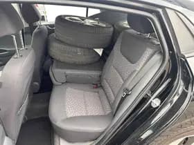 Hyundai Ioniq thumbnail 18