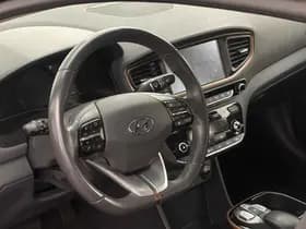 Hyundai Ioniq thumbnail 6