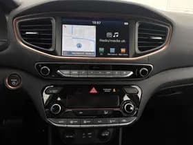 Hyundai Ioniq thumbnail 9