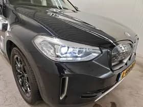 BMW iX3 thumbnail 11