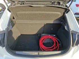 Peugeot e-208 thumbnail 11