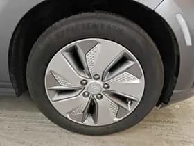 Hyundai Kona thumbnail 10