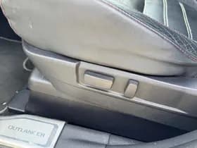 Mitsubishi Outlander thumbnail 27