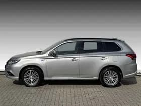 Mitsubishi Outlander thumbnail 8