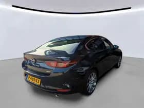 Mazda 3 thumbnail 2
