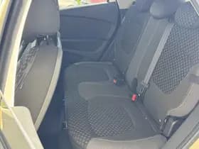 Renault Captur thumbnail 16