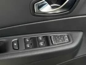 Renault Captur thumbnail 20
