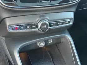 Volvo XC40 thumbnail 38