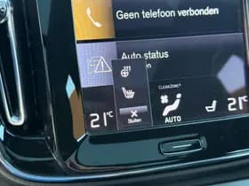 Volvo XC40 thumbnail 40
