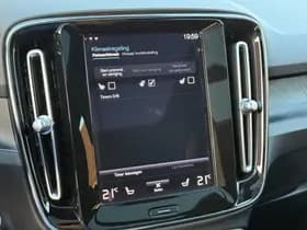 Volvo XC40 thumbnail 42