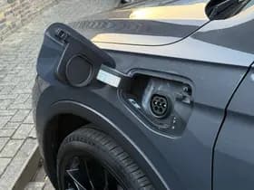 Volkswagen Tiguan thumbnail 17