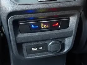 Volkswagen Tiguan thumbnail 21