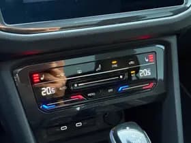 Volkswagen Tiguan thumbnail 45