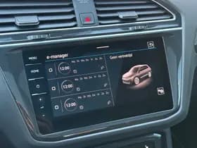 Volkswagen Tiguan thumbnail 51