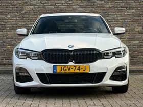 BMW 3-Serie thumbnail 6