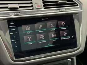 Volkswagen Tiguan thumbnail 48
